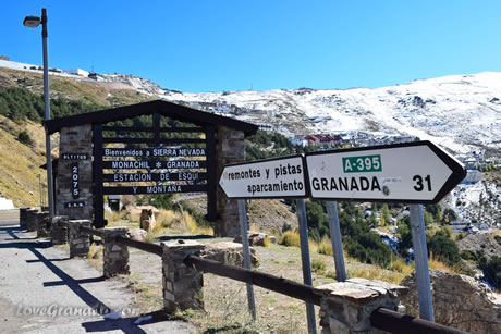 direcions sings on the way to sierra nevada