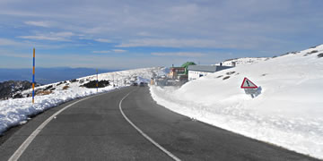 how to get from granada to sierra nevada
