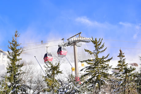 ski lift emile allais in sierra nevada