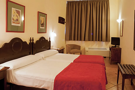 double room in the hotel telecabina in sierra nevada