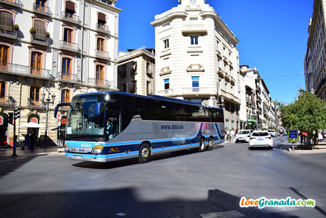 bus to granada airport
