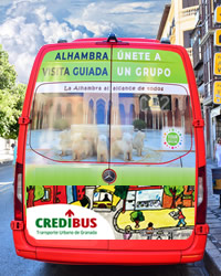 granada travel card at the entrance to a bus