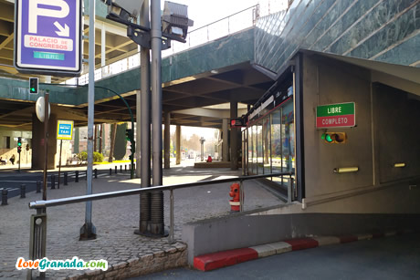 entrance to parking palacio-congresos in granada